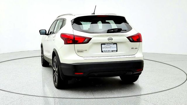 2019 Nissan Rogue Sport AWD SL w/ Premium Package, Moonroof & Bose Audio - 23100855 - 5