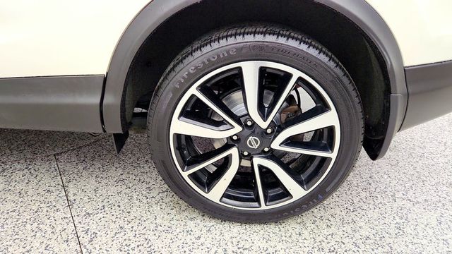 2019 Nissan Rogue Sport AWD SL w/ Premium Package, Moonroof & Bose Audio - 23100855 - 8