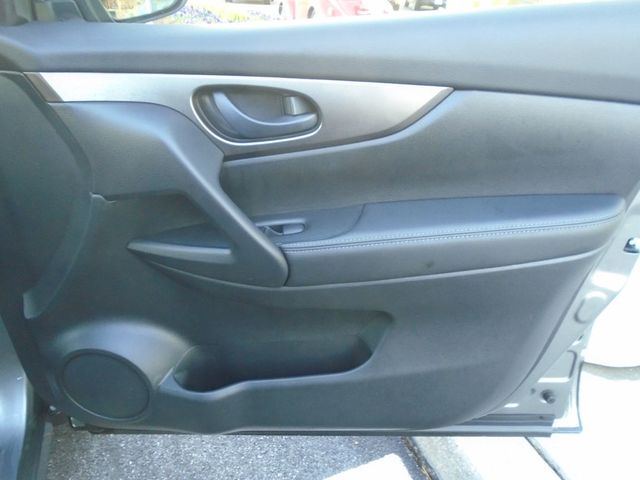 2019 Nissan Rogue Sport FWD S - 22950467 - 23