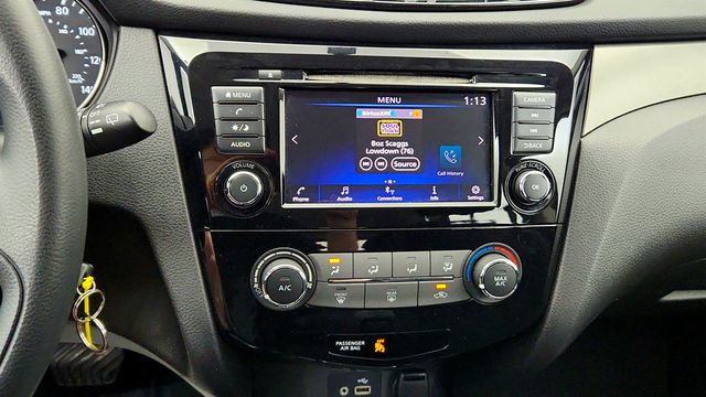 2019 Nissan Rogue Sport FWD S - 23032600 - 17