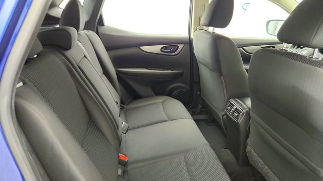 2019 Nissan Rogue Sport FWD S - 23032600 - 21