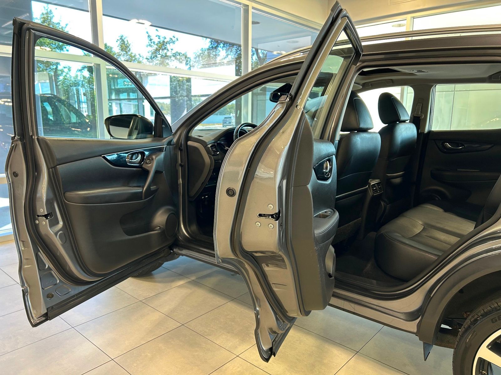 2019 Nissan Rogue Sport SL photo 18