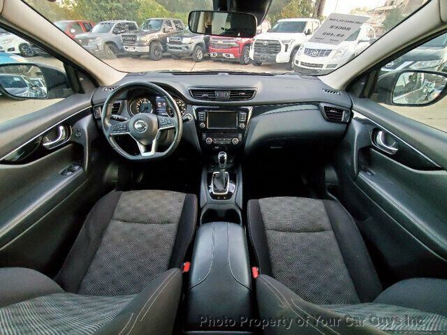 2019 Nissan Rogue Sport FWD SV - 22945370 - 24