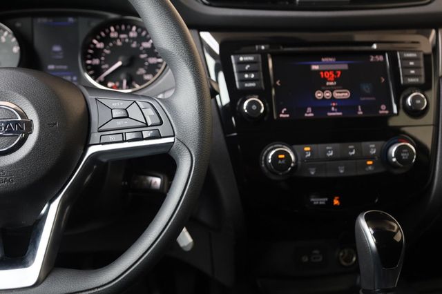 2019 Nissan Rogue Sport S - 23046422 - 29