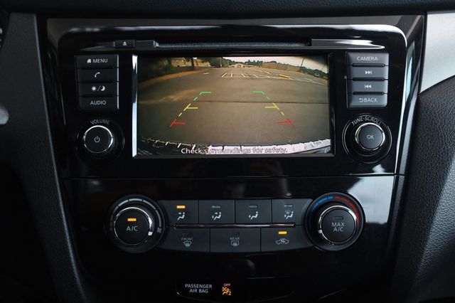 2019 Nissan Rogue Sport S - 23046422 - 35