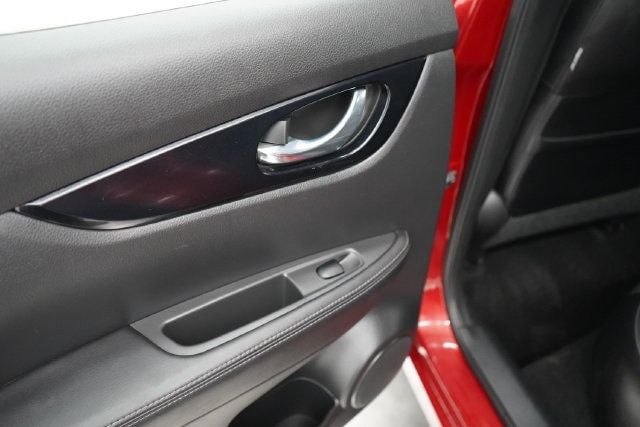 2019 Nissan Rogue Sport SL - 23086417 - 18