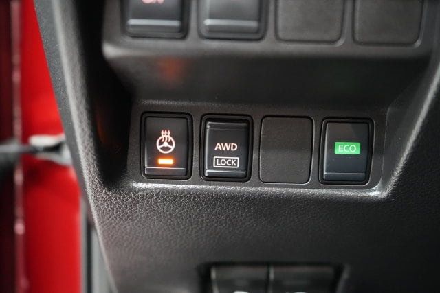 2019 Nissan Rogue Sport SL - 23086417 - 31