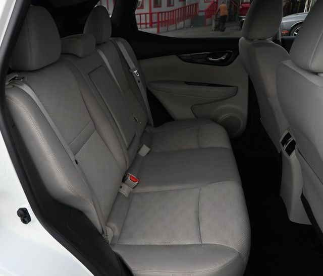 2019 Nissan Rogue Sport SV - 23016532 - 15