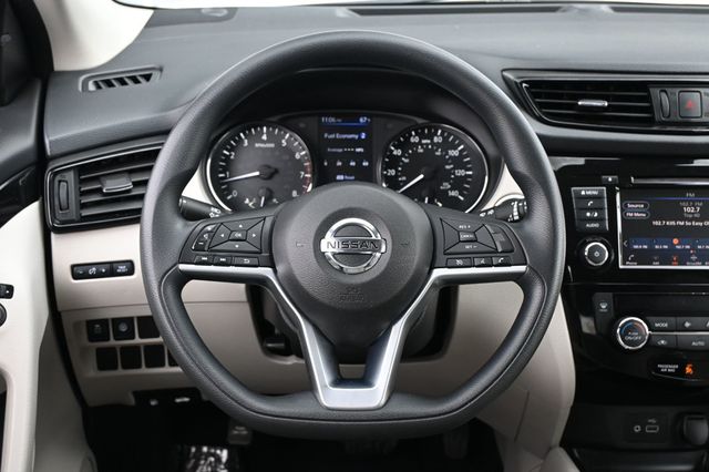 2019 Nissan Rogue Sport SV - 23016532 - 8