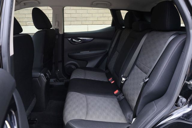 2019 Nissan Rogue Sport SV - 23059160 - 18