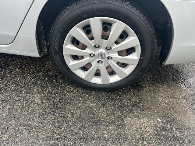 2019 Nissan Sentra S - 23060919 - 9