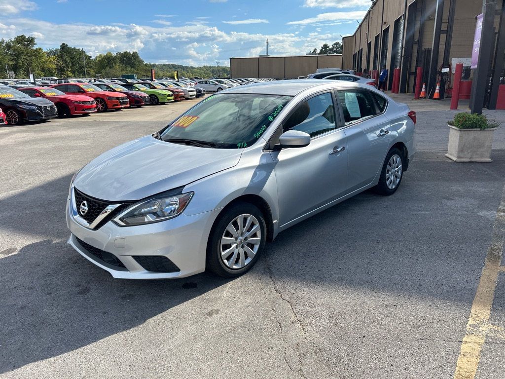2019 Nissan Sentra S photo 3