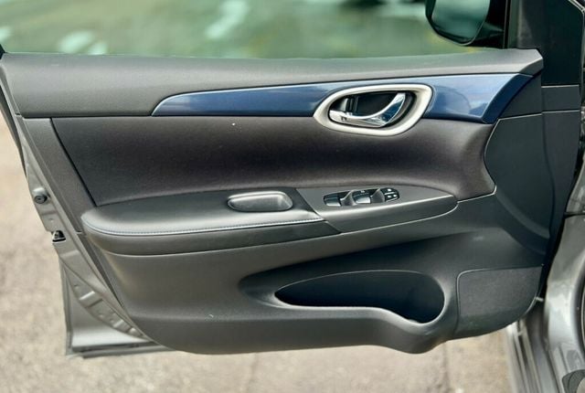 2019 Nissan Sentra S - 22978151 - 10