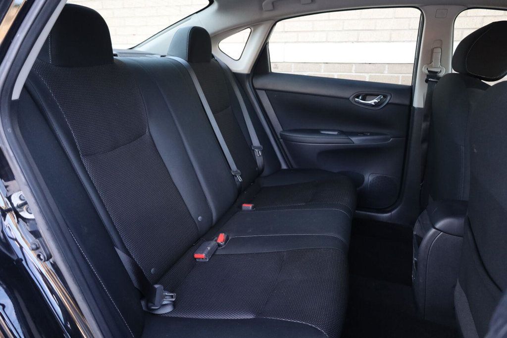 Nissan Sentra photo 24