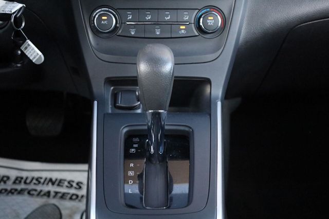 2019 Nissan Sentra S - 23092828 - 39