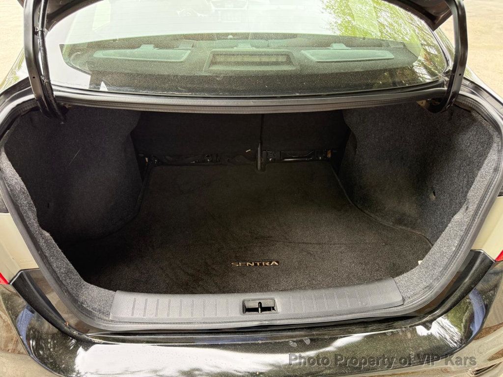 2019 Nissan Sentra S CVT - 23005669 - 17