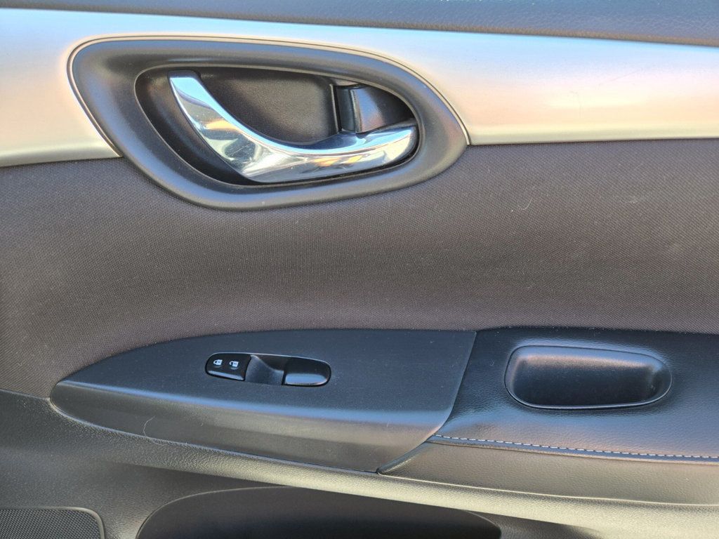 2019 Nissan Sentra S CVT - 22957113 - 14