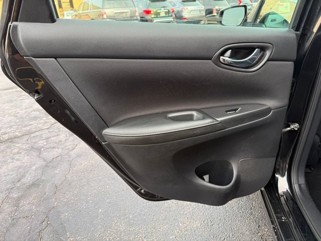 2019 Nissan Sentra S CVT - 22963413 - 23