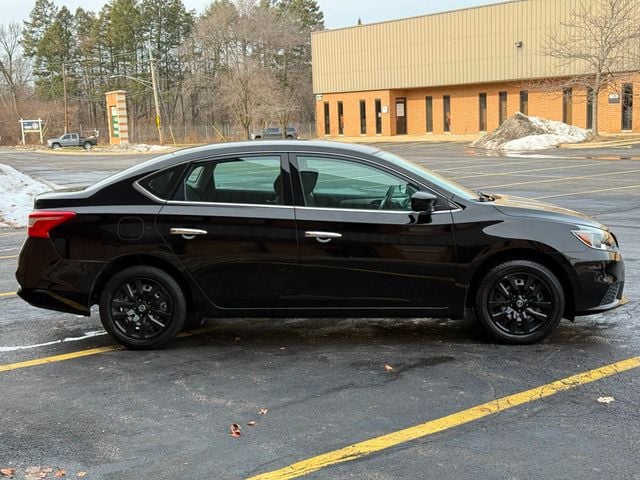 2019 Nissan Sentra S CVT - 22963413 - 5