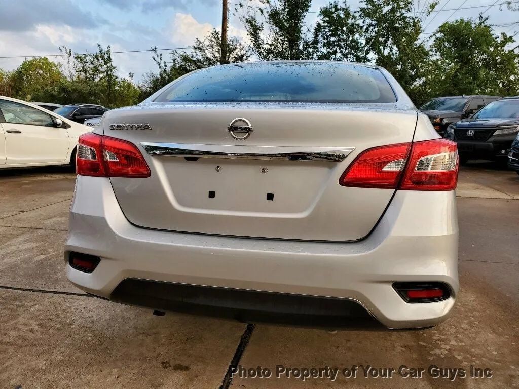 2019 Nissan Sentra S CVT - 23002993 - 10