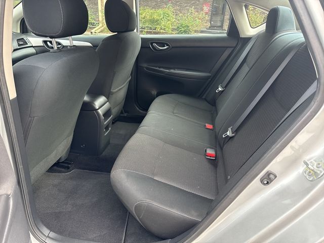 2019 Nissan Sentra S CVT - 22906480 - 18