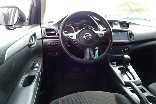 2019 Nissan Sentra S CVT - 22587157 - 13