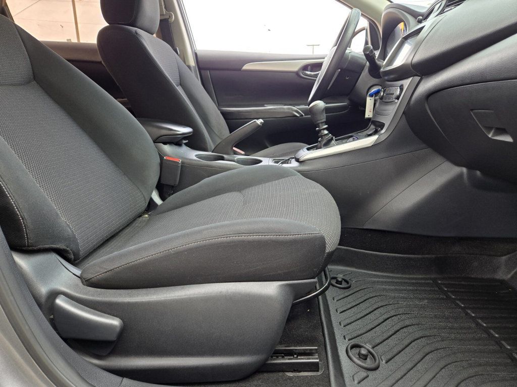 2019 Nissan Sentra S Manual - 22932215 - 12