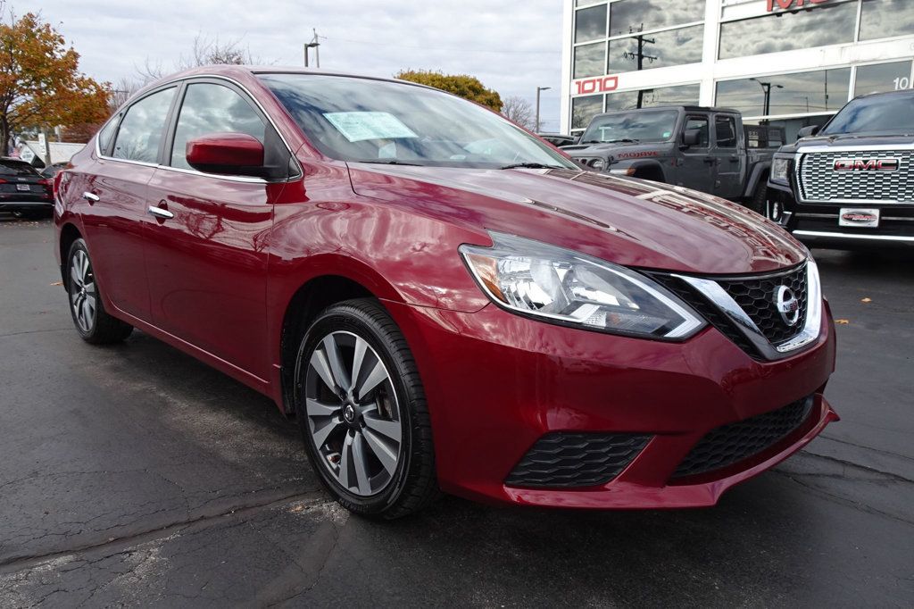2019 Nissan Sentra SR photo 2