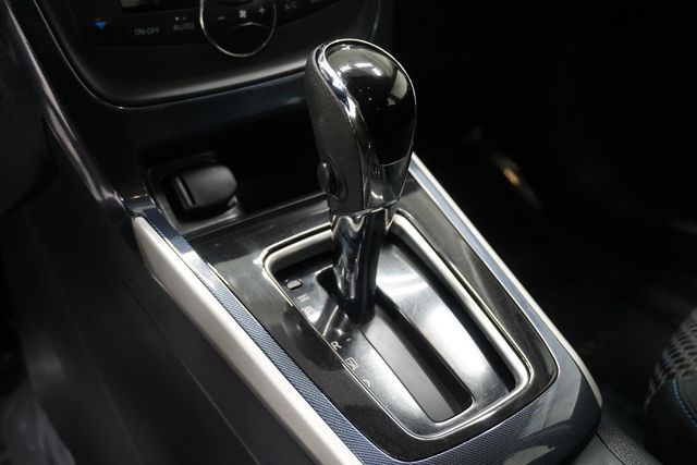 2019 Nissan Sentra SR CVT - 23007703 - 18