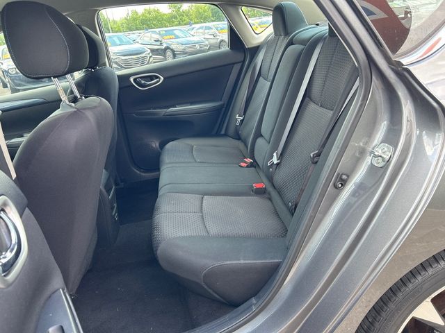 2019 Nissan Sentra SR CVT - 23050819 - 6