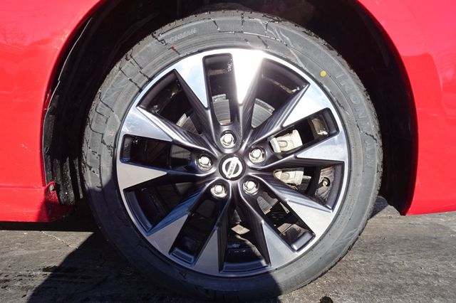 2019 Nissan Sentra SR CVT - 22955821 - 9