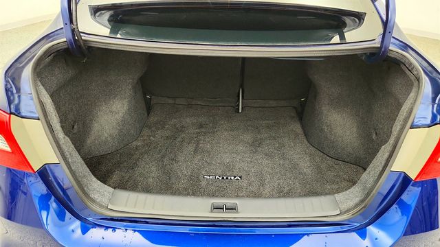 2019 Nissan Sentra SR CVT w/ Premium Pkg, Bose Audio & Power Moonroof - 23032821 - 21