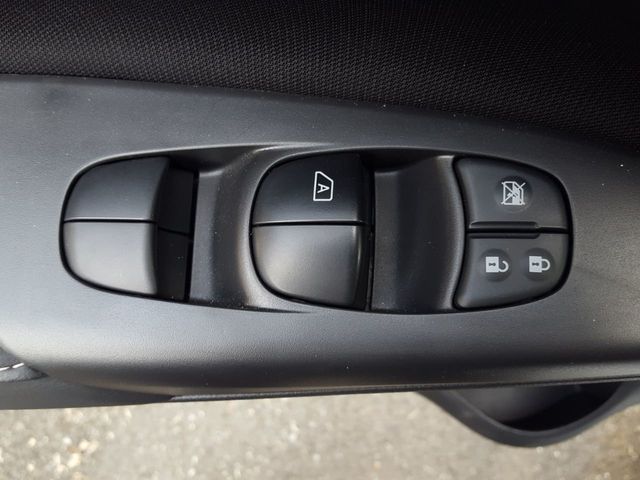 2019 Nissan Sentra SV - 18455294 - 13