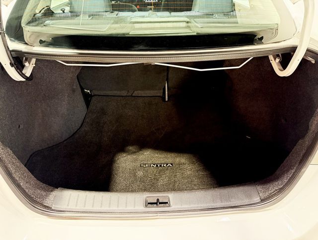 2019 Nissan Sentra SV - 22933966 - 28