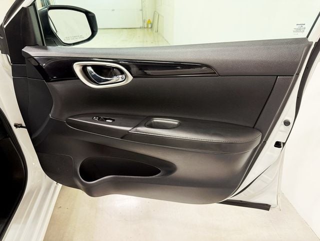 2019 Nissan Sentra SV - 22933966 - 32