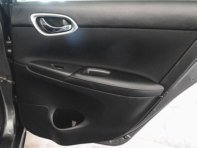 2019 Nissan Sentra SV - 22981704 - 10