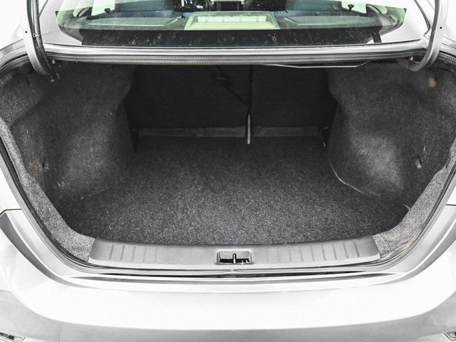 2019 Nissan Sentra SV - 22981704 - 29