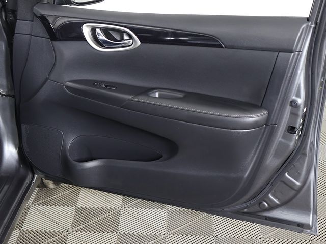 2019 Nissan Sentra SV - 22963147 - 21