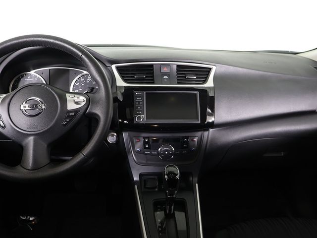 2019 Nissan Sentra SV - 22963147 - 38