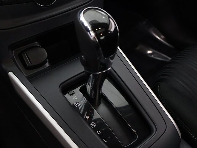 2019 Nissan Sentra SV - 22963147 - 44