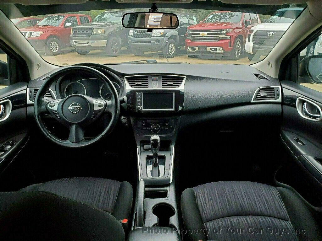 2019 Nissan Sentra SV - 22955253 - 19