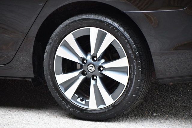 2019 Nissan Sentra SV CVT - 23014167 - 13