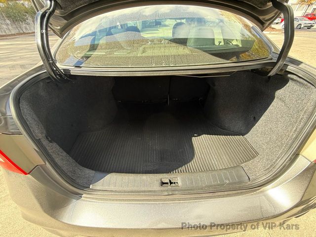 2019 Nissan Sentra SV CVT - 22044098 - 8