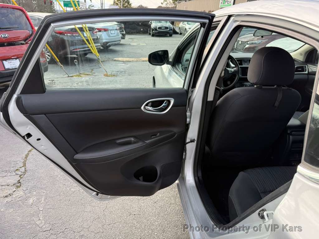 2019 Nissan Sentra SV CVT - 22983783 - 9