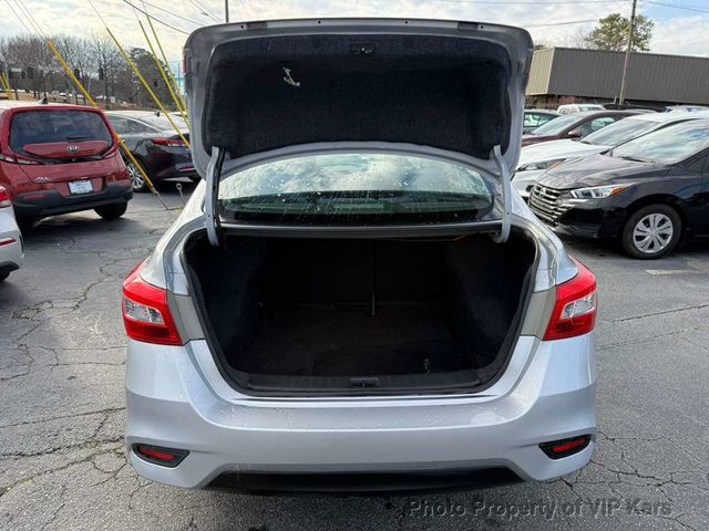2019 Nissan Sentra SV CVT - 22983783 - 19