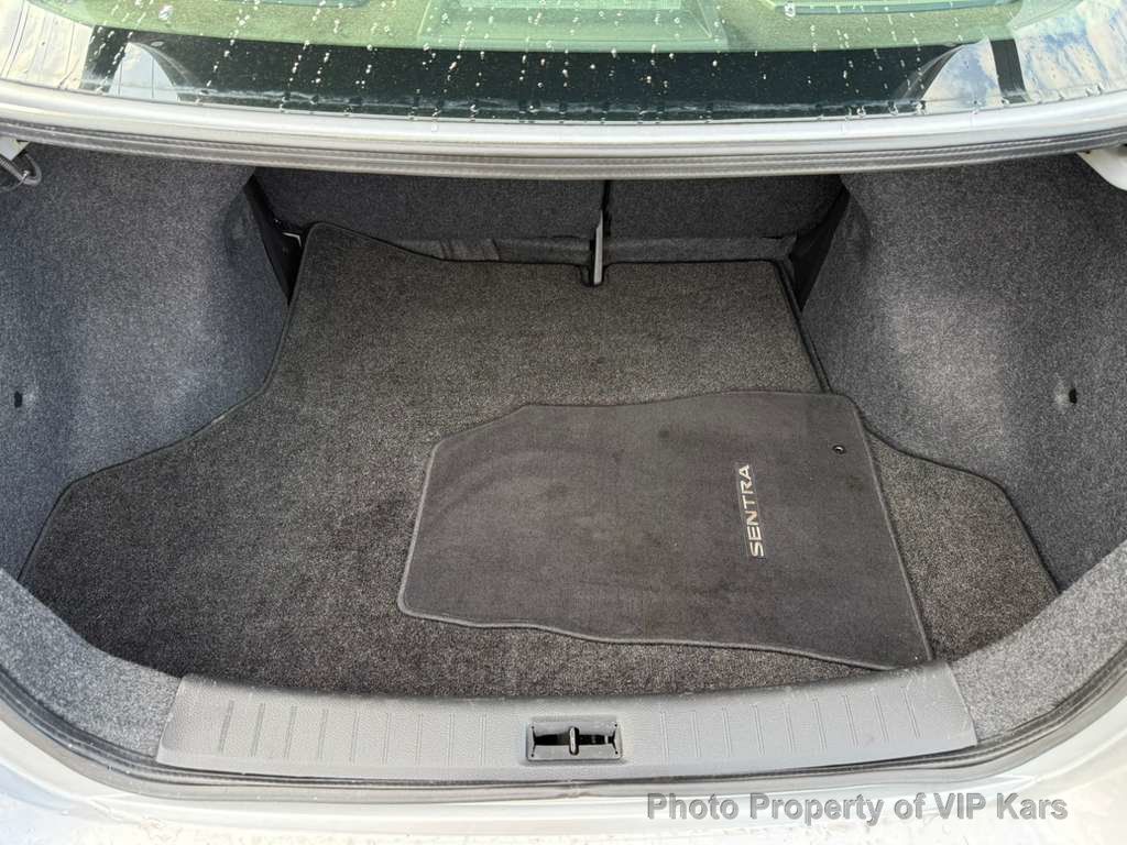 2019 Nissan Sentra SV CVT - 22983783 - 20