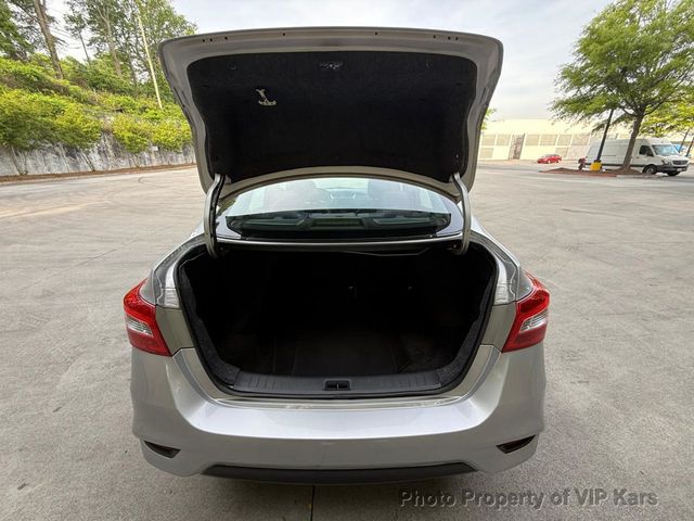 2019 Nissan Sentra SV CVT - 23015360 - 18