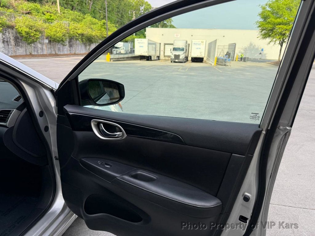 2019 Nissan Sentra SV CVT - 23015360 - 7