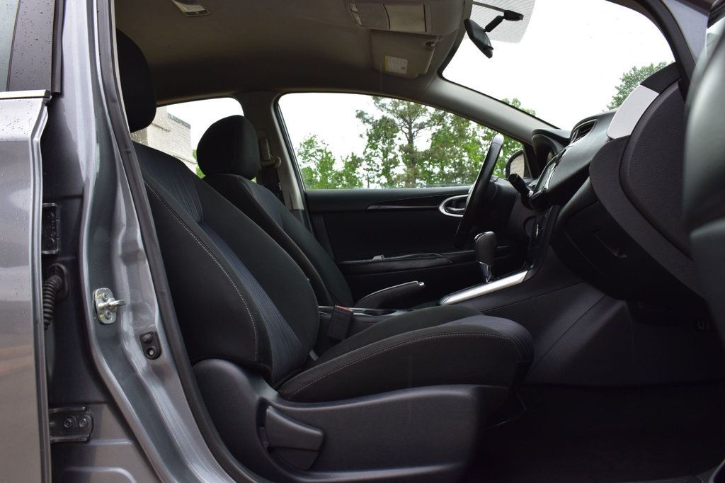 2019 Nissan Sentra SV CVT - 23016961 - 12