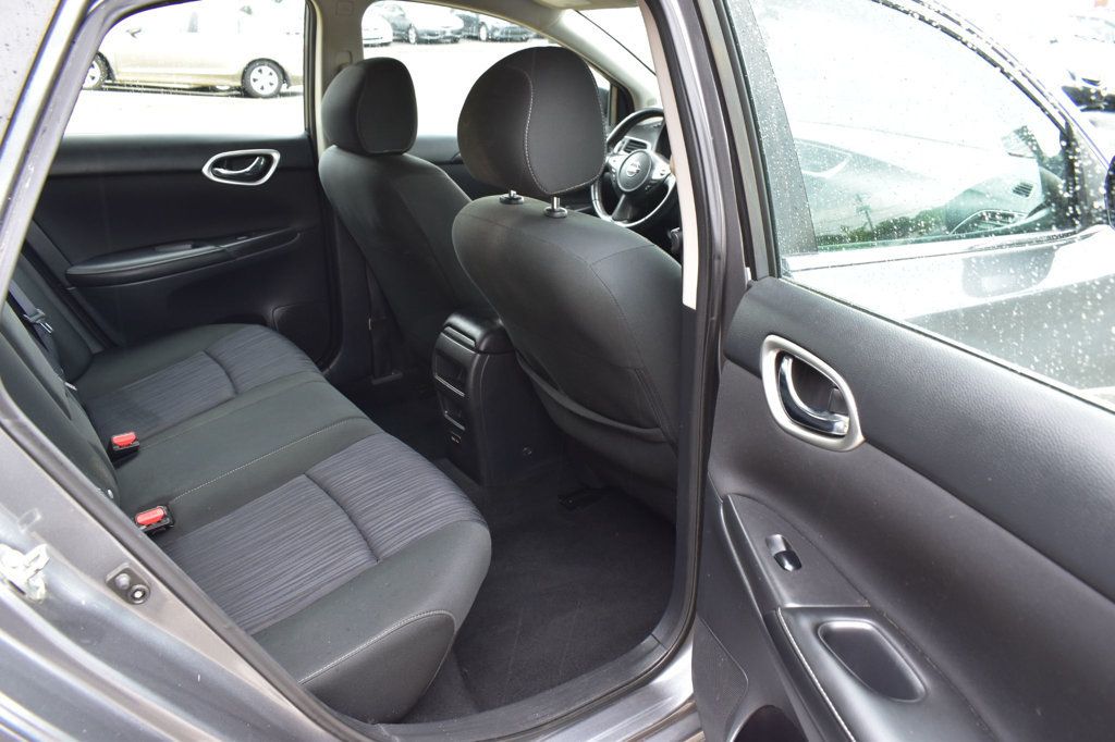 2019 Nissan Sentra SV CVT - 23016961 - 17